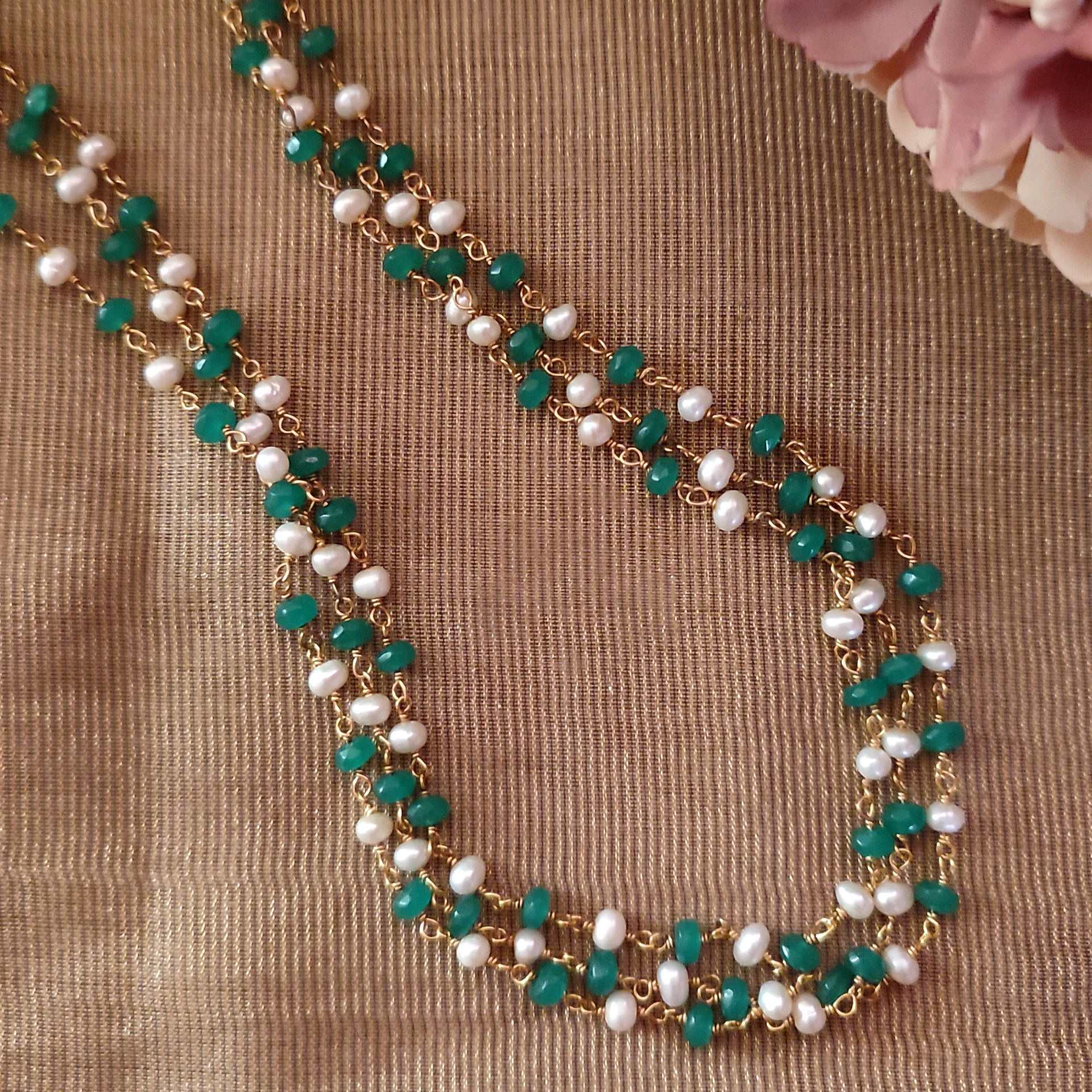 Three Layer Emerald And Pearl Chain 